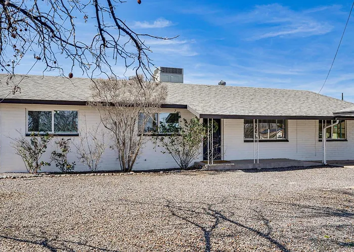 Explore Gila Valley & Eac! Modern *