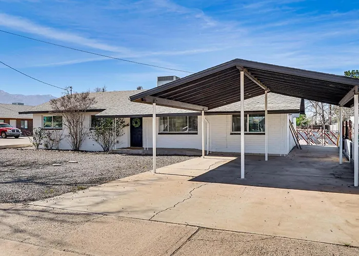 Explore Gila Valley & Eac! Modern Thatcher